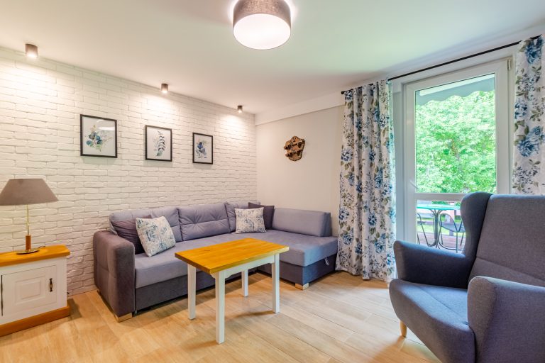 Biały domek 8-osobowy