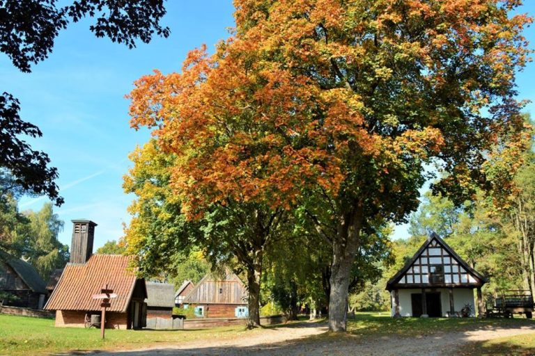 Skansen w Olsztynku