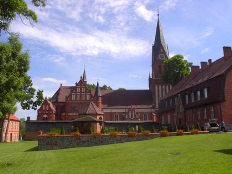 Sanktuarium Maryjne w Gietrzwałdzie