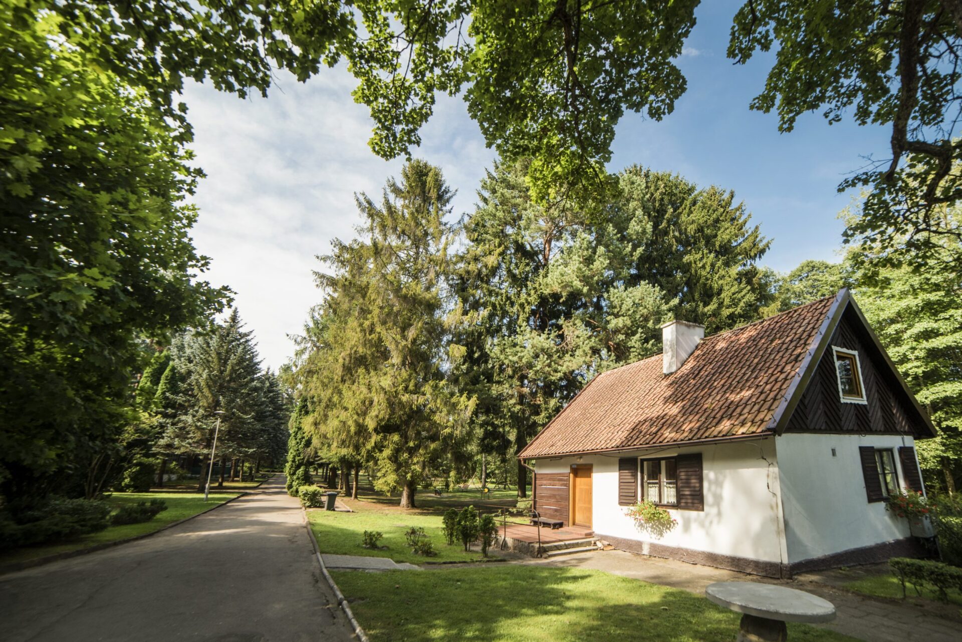 Biały domek 8-osobowy