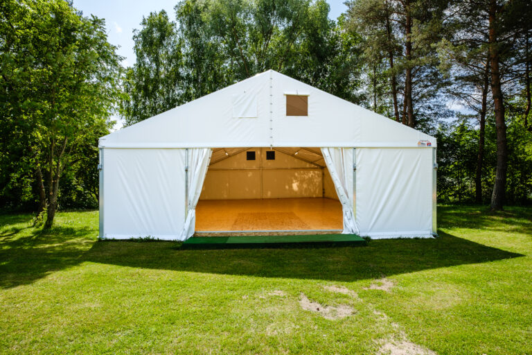 150m2